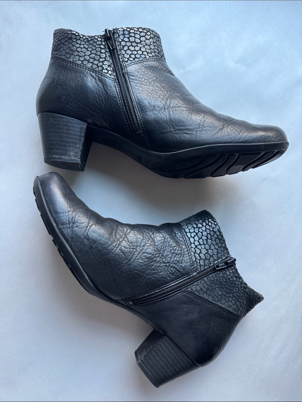 MEPHISTO Michaela Black Leather Booties Womens 7 soft pebbled ankle boots